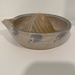 Phenomenal Handmade Pottery Juicer 2013